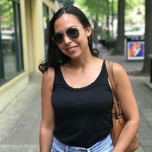 Meet your Posher, Sara